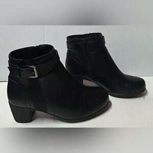 Croft & Barrow Ortholite Comfort Baron Black Round-Toe Zip Closure Ankle Booties
